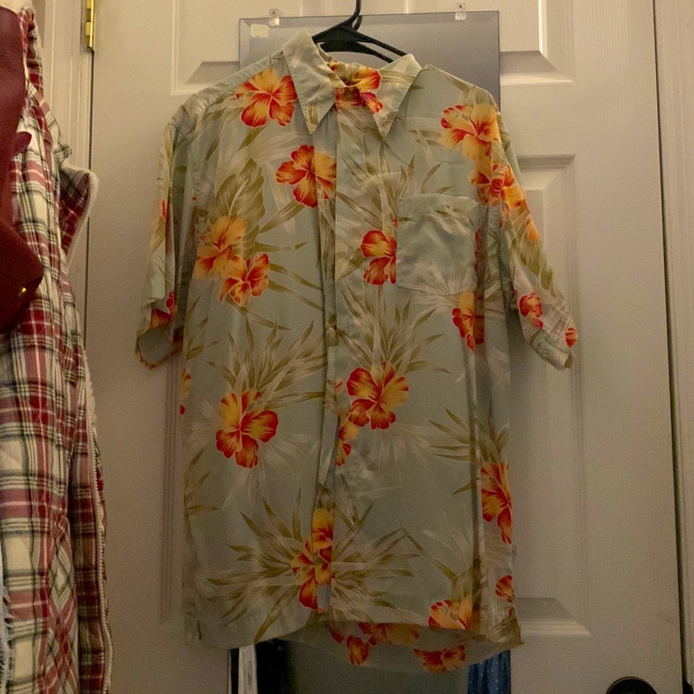 MKS beach wear Hawaiian shirt